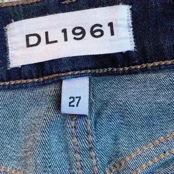 DL 1961 Bridget Instasculpt bootcut with frayed hem and inner side slits - Picture 7 of 10